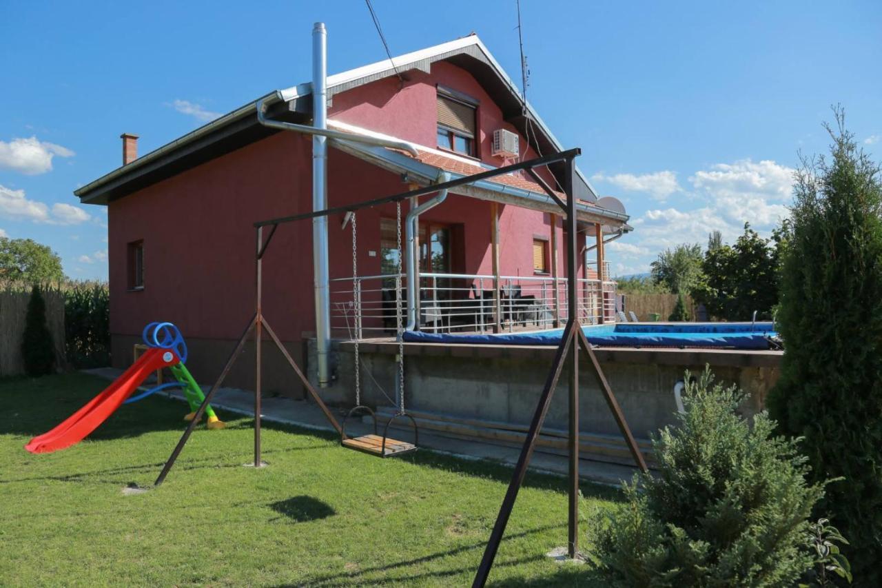 Vila Viktori Pirot Esterno foto